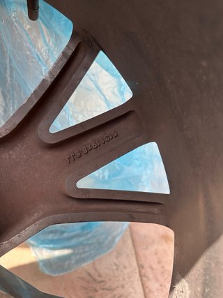 Llantas negras TEC 17