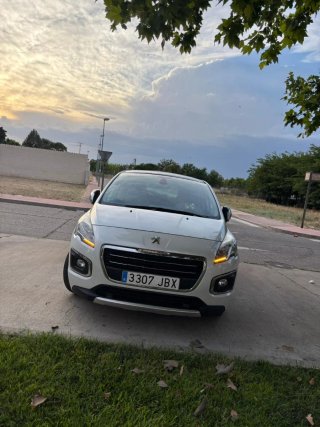 Peugeot 3008 2014