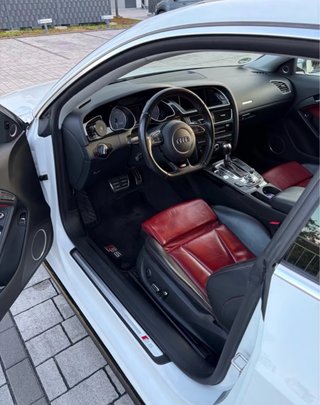 Audi S5 2012