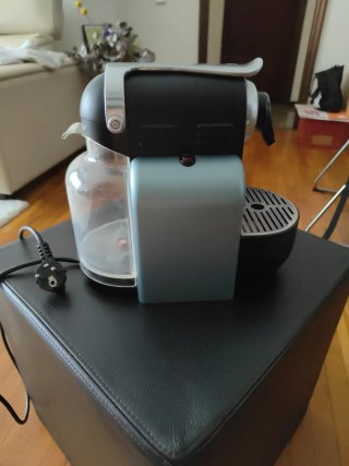Cafetera Nespresso DeLonghi