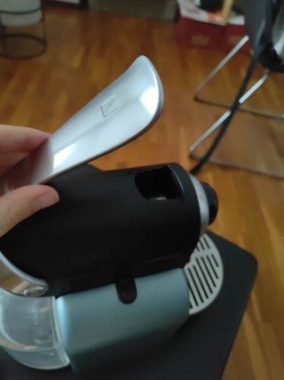 Cafetera Nespresso DeLonghi