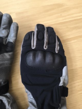 Guantes Moto Revit H2O Negros y Grises