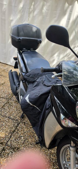 Yamaha Scooter Negro/Plata