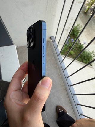 iPhone 15 Pro 128GB Azul Marino (negociable)