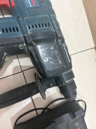 Taladro percutor Bosch y radial Parkside