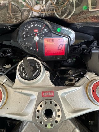 Aprilia RSV4 R APRC 2011 Negra/Roja