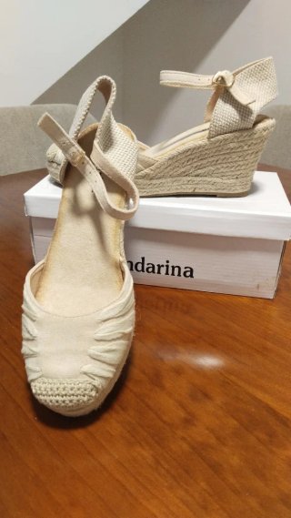 Alpargatas cuña Andarina beige talla 37