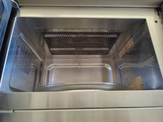 Microondas Whirlpool con campana