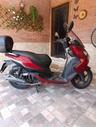 Keeway Cityblade 125cc Scooter Roja
