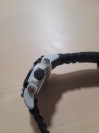 Reloj Timberland Negro y Blanco
