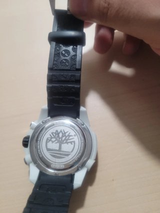 Reloj Timberland Negro y Blanco