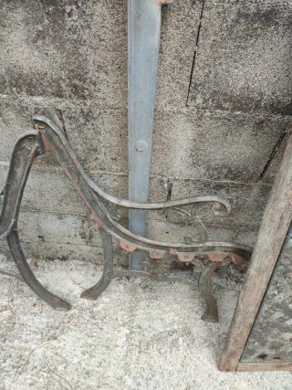 Banco de Hierro Forjado Antiguo para restaurar
