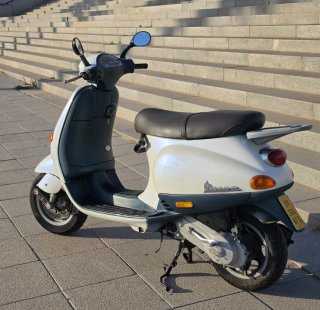 Vespa ET2 ITV 2028