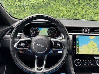 JAGUAR F-PACE 2.0 I4 P400E AWD RDYNAMIC