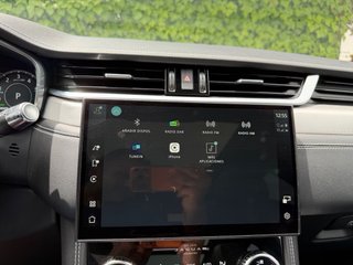 JAGUAR F-PACE 2.0 I4 P400E AWD RDYNAMIC