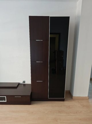 [GRATIS] Mueble TV moderno madera y cristal