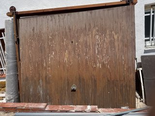 Puerta de garaje madera maciza