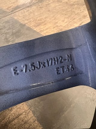 Llantas Audi originales  17 Pulgadas 82A601025E