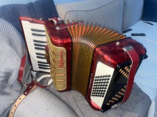 Acordeón Hohner Student V M 48 Bajos