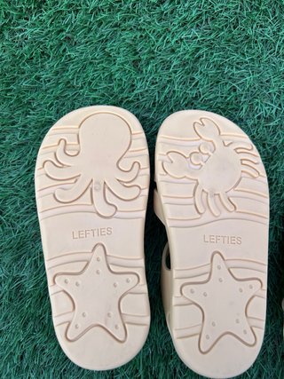 Cangrejeras barefoot Lefties niño talla 23 y 25
