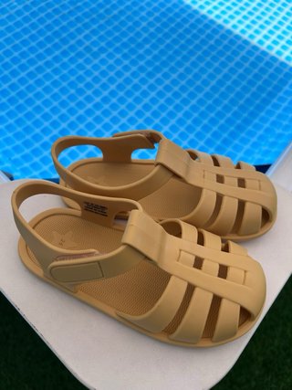 Cangrejeras barefoot Lefties niño talla 23 y 25