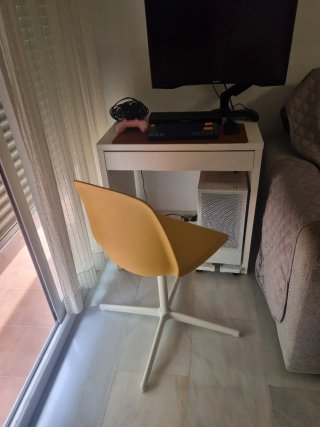 Silla de oficina Ikea amarilla