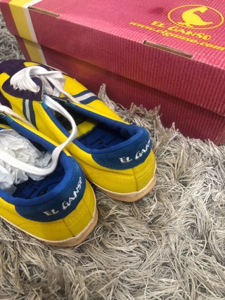 Zapatillas El Ganso Morado y Amarillo
