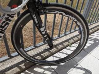 Bicicleta de carretera Whistle cuadro carbono