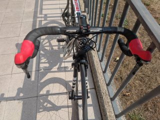 Bicicleta de carretera Whistle cuadro carbono