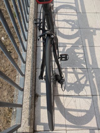 Bicicleta de carretera Whistle cuadro carbono