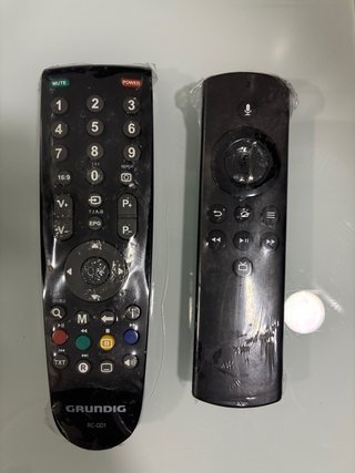 TV Grundig 22 + Soporte + Fire TV