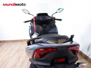 YAMAHA TRICITY 300