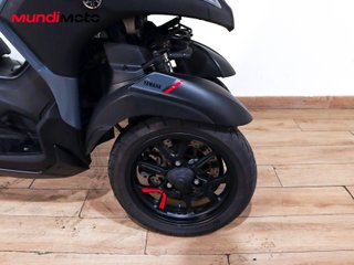 YAMAHA TRICITY 300