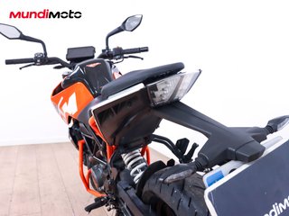 KTM 125 DUKE ABS