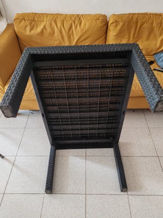 Mesa de jardín Ikea mimbre gris