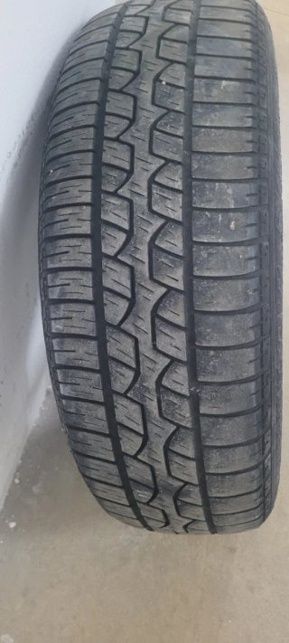 Rueda completa con llanta para repuesto 195 65 r15
