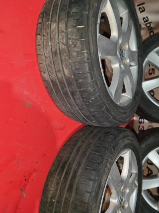 Llantas 15 Volkswagen Polo 5x100 Originales