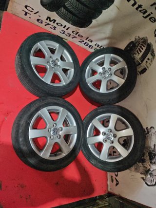 Llantas 15 Volkswagen Polo 5x100 Originales