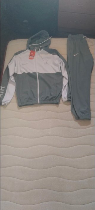 Conjunto Jordan Gris y Blanco