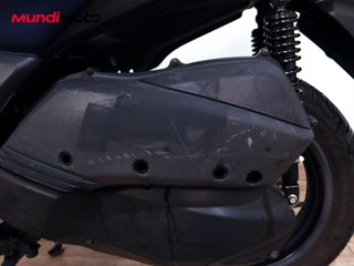 YAMAHA X-MAX 300 ABS