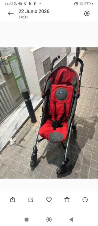 Carro de bebé Chicco rojo
