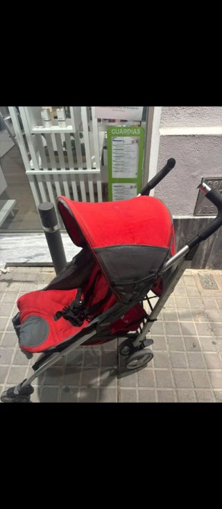 Carro de bebé Chicco rojo