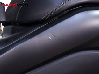 YAMAHA X-MAX 300 ABS