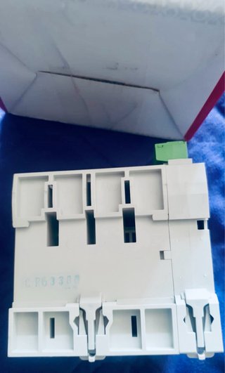 Disyuntor GEYA GYL9 RCCB 300mA 400V