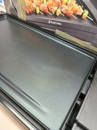Plancha eléctrica 2400W lavavajillasband Russell Hobbs