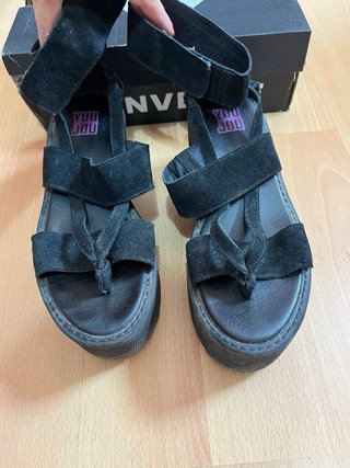 Sandalias You Jou Plataforma Negras