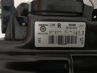 2 Faros VW Polo 6R 1.6 TDI