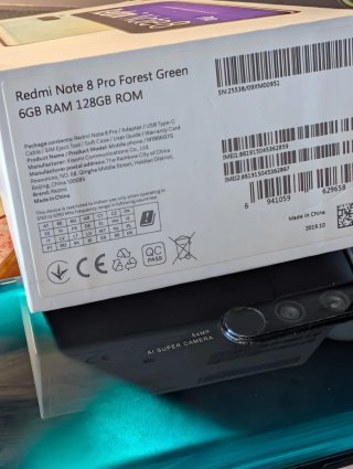 Xiaomi Redmi Note 8 Pro con Funda y Caja