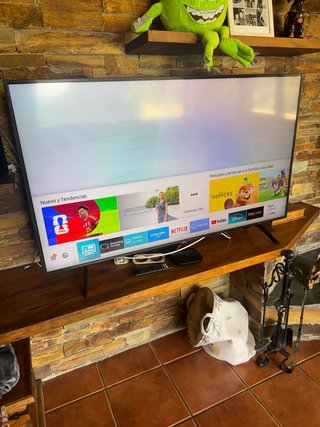 TV Samsung QLED QE55Q60RAT 55' Negra