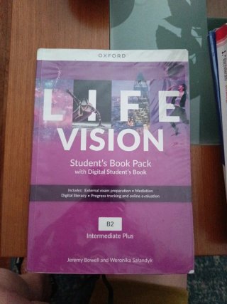Life Vision Intermediate+ Students Book (Spain)